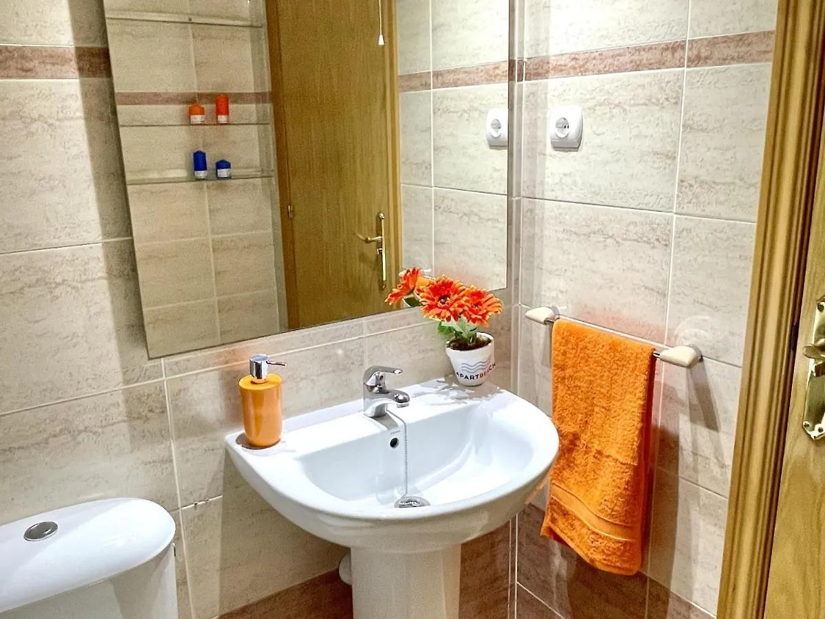 Apartbeach Golden Emma Junto Playa Y Parking Salou 0*,