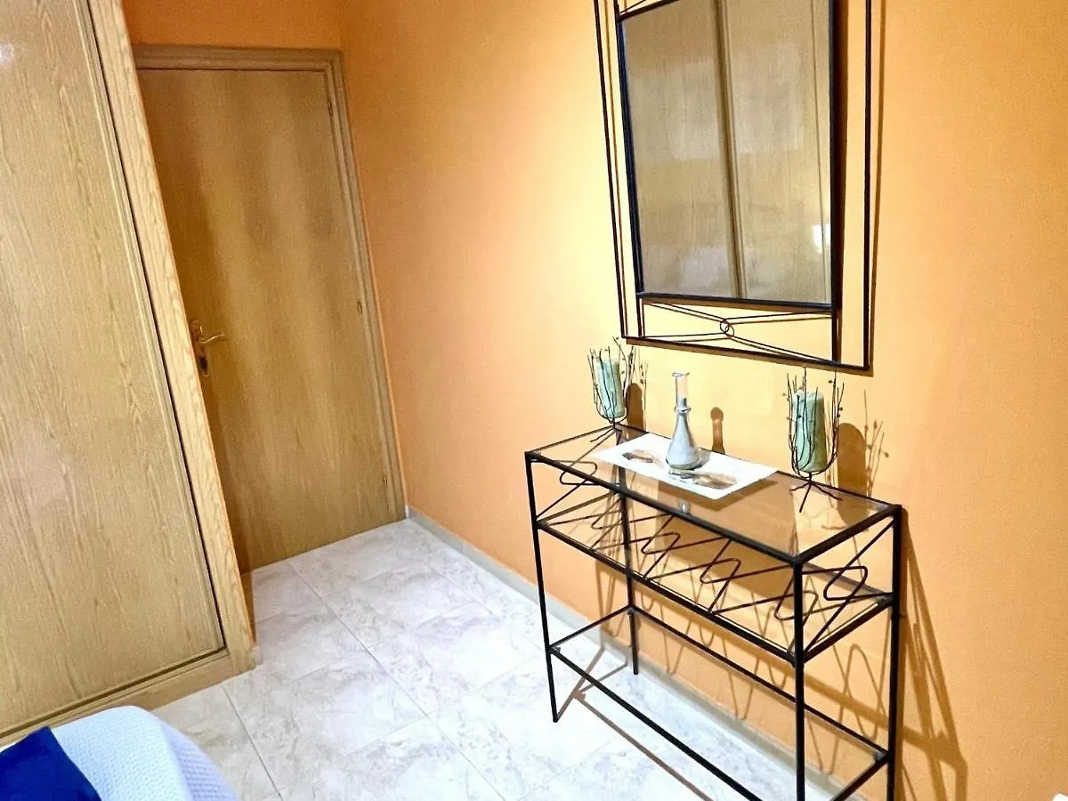 Apartbeach Golden Emma Junto Playa Y Parking Salou Lägenhet